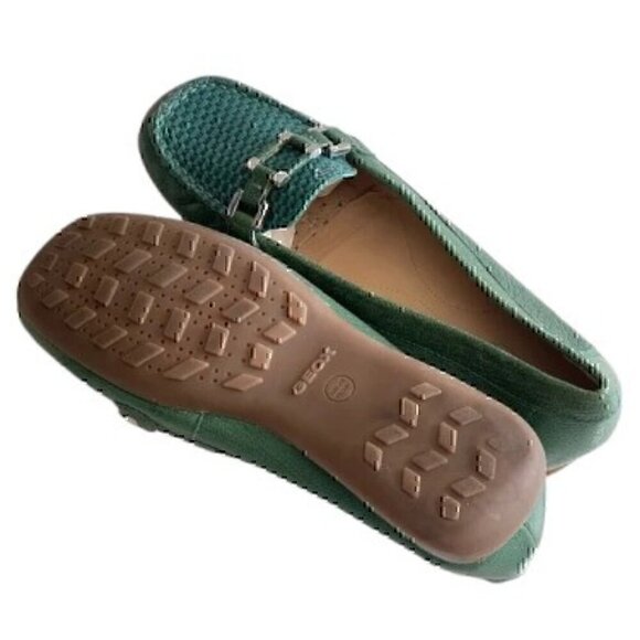 Geox Women's Green Leather Loafer size 37 1/2 - Picture 4 of 12